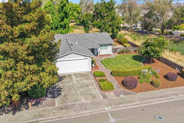 1596 Heather Lane, Livermore, CA 94551