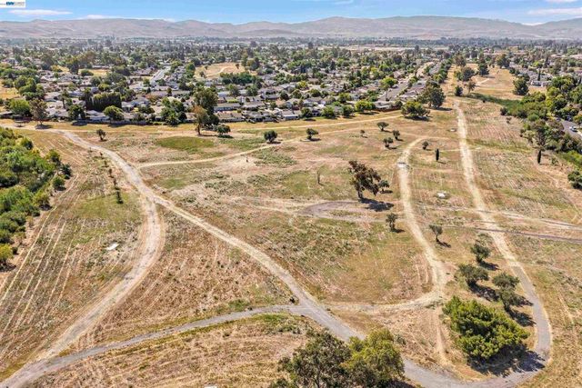1596 Heather Lane, Livermore, CA 94551