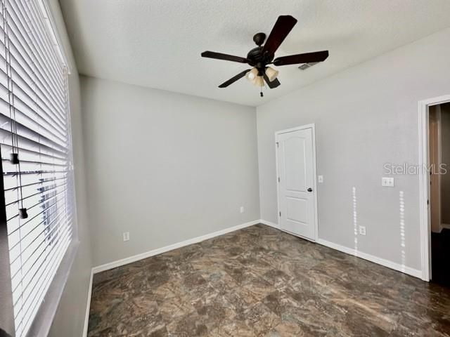 1317 OAK POND STREET, Ruskin, FL 33570