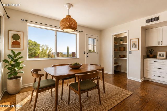 6062 N Camino Arizpe, Tucson, AZ 85718