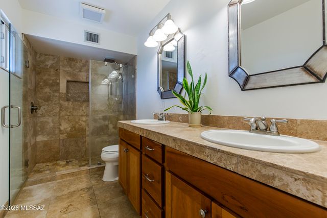 6062 N Camino Arizpe, Tucson, AZ 85718