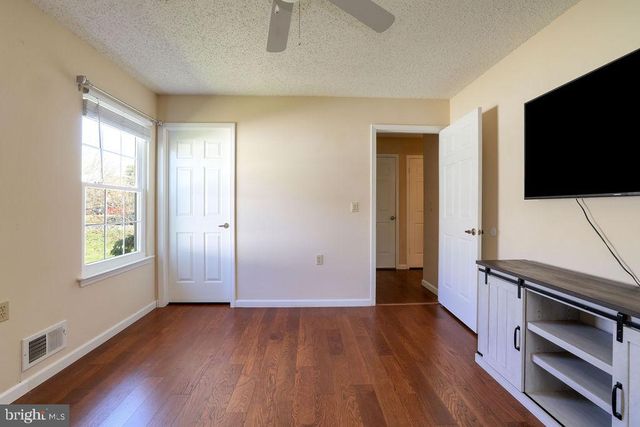 113 PINE OAK BLVD, Barnegat, NJ 08005