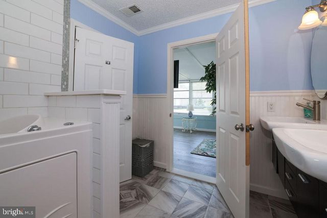 113 PINE OAK BLVD, Barnegat, NJ 08005
