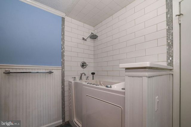 113 PINE OAK BLVD, Barnegat, NJ 08005