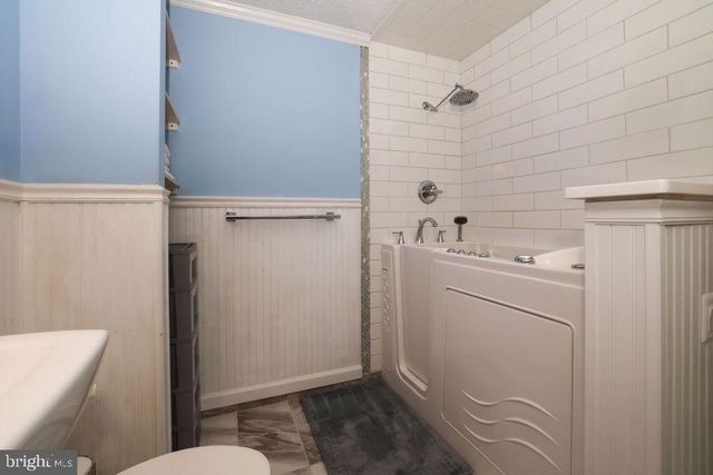 113 PINE OAK BLVD, Barnegat, NJ 08005