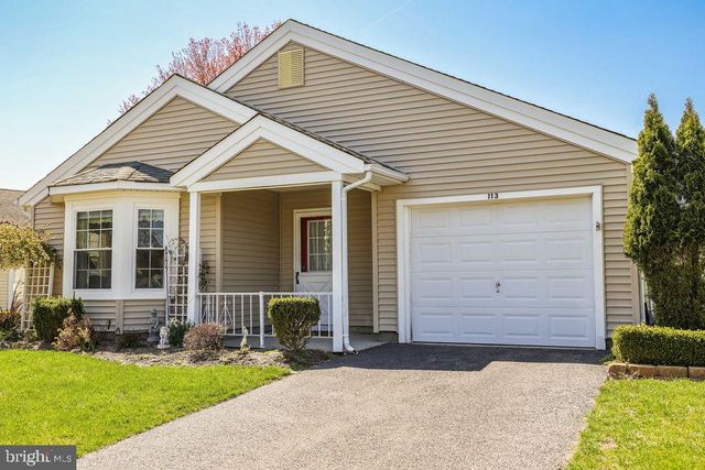 113 PINE OAK BLVD, Barnegat, NJ 08005
