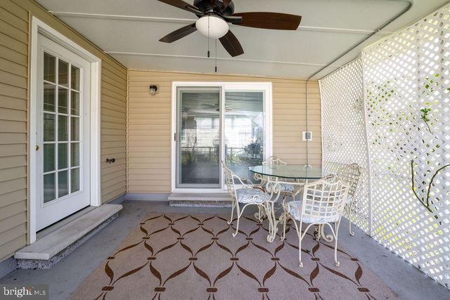 113 PINE OAK BLVD, Barnegat, NJ 08005