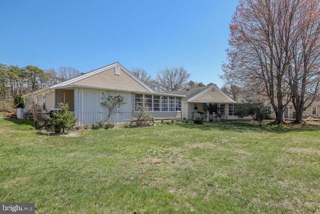 113 PINE OAK BLVD, Barnegat, NJ 08005