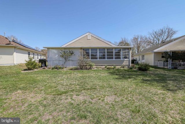 113 PINE OAK BLVD, Barnegat, NJ 08005