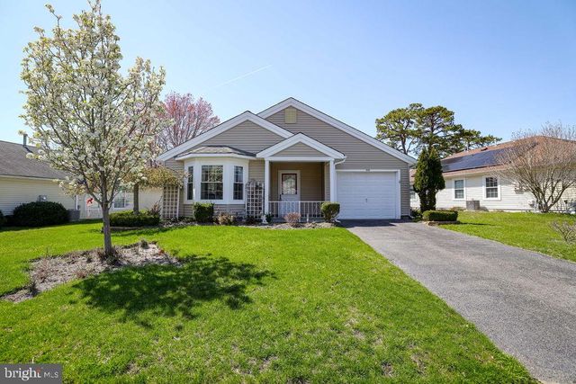 113 PINE OAK BLVD, Barnegat, NJ 08005