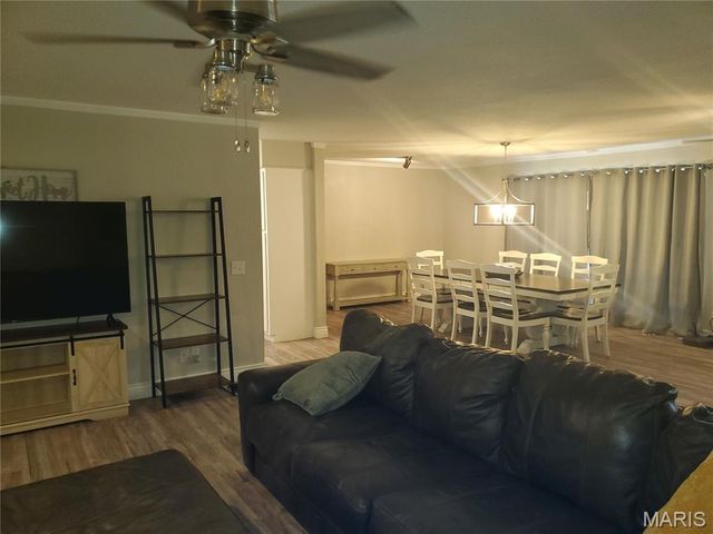 123 Holmes Drive, Sikeston, MO 63801