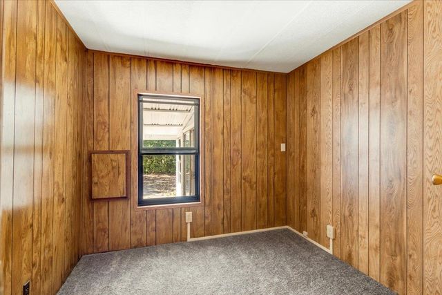 11906 Lakeway Drive, Tyler, TX 75704