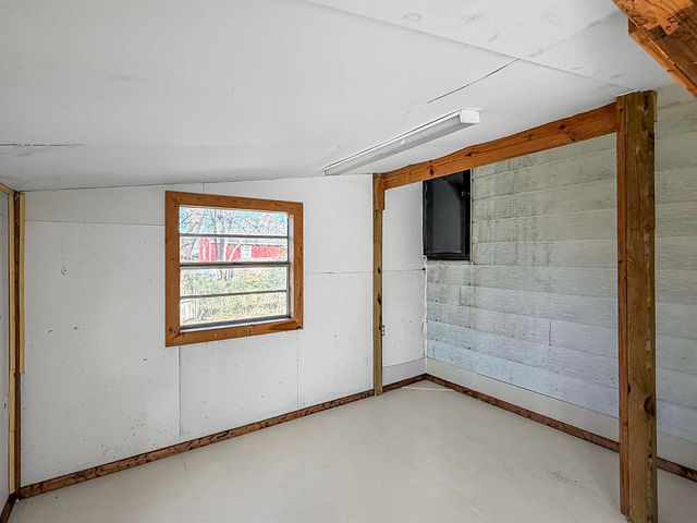 11906 Lakeway Drive, Tyler, TX 75704