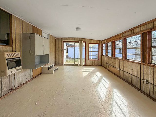 11906 Lakeway Drive, Tyler, TX 75704