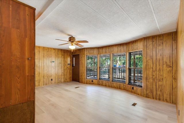 11906 Lakeway Drive, Tyler, TX 75704