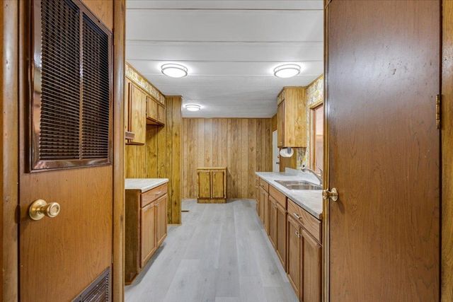 11906 Lakeway Drive, Tyler, TX 75704