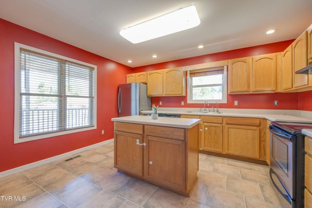 154 Sycamore Street, Erwin, TN 37650