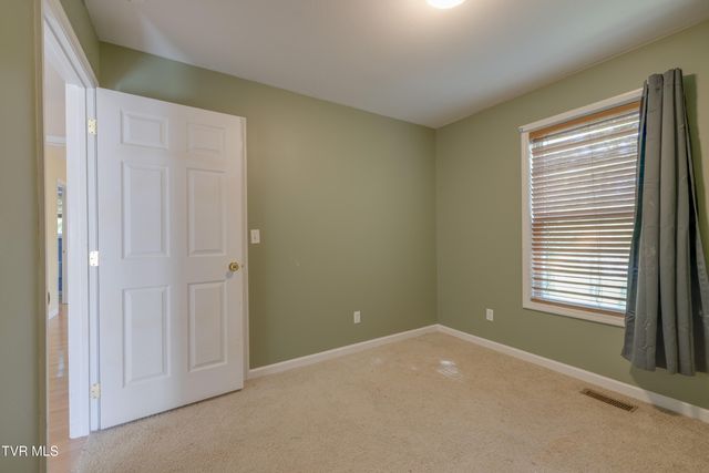 154 Sycamore Street, Erwin, TN 37650