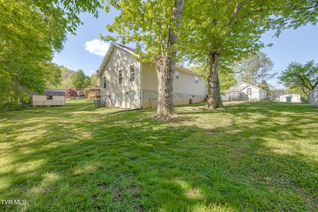 154 Sycamore Street, Erwin, TN 37650