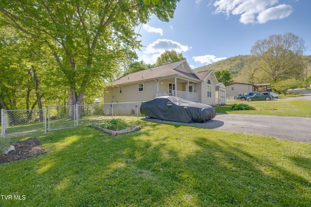 154 Sycamore Street, Erwin, TN 37650