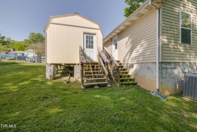154 Sycamore Street, Erwin, TN 37650
