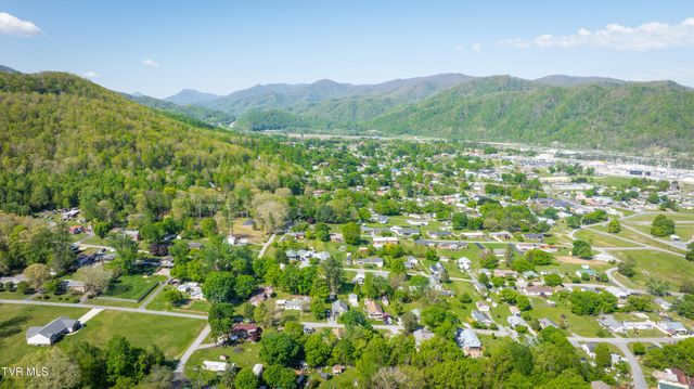 154 Sycamore Street, Erwin, TN 37650
