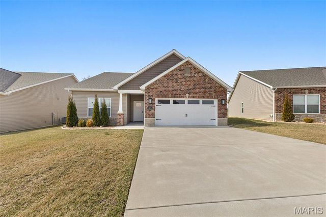 617 Dogwood Lane, Farmington, MO 63640