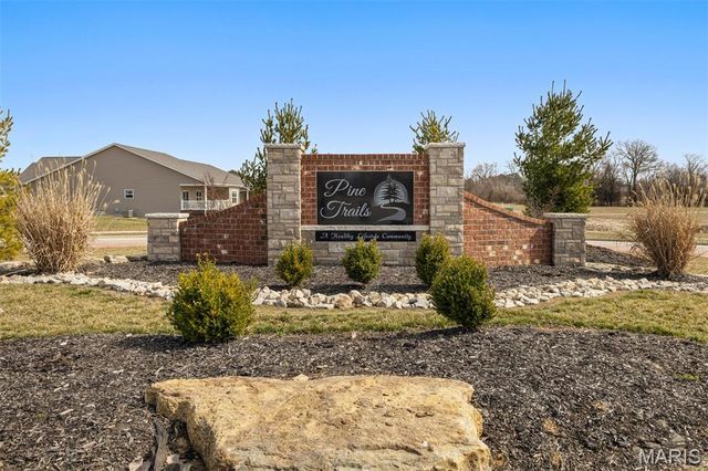 617 Dogwood Lane, Farmington, MO 63640