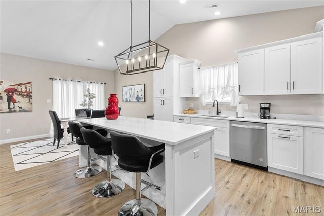 617 Dogwood Lane, Farmington, MO 63640