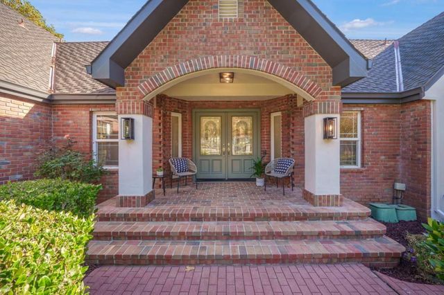 17710 Woodland Avenue, Morgan Hill, CA 95037