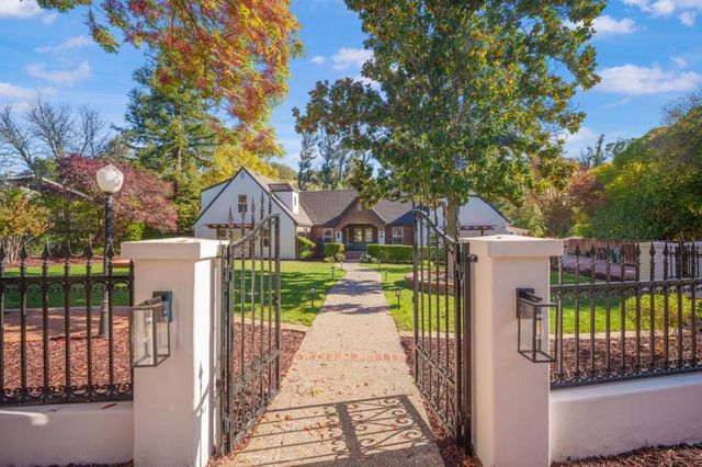 17710 Woodland Avenue, Morgan Hill, CA 95037