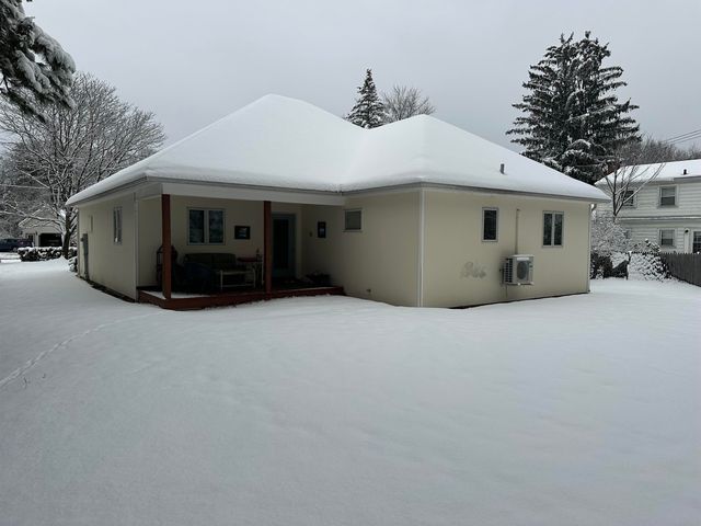 18 Kirby Road, South Burlington, VT 05403