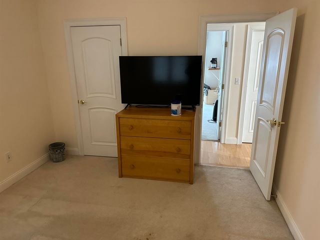 18 Kirby Road, South Burlington, VT 05403