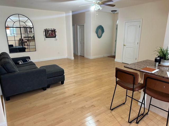 18 Kirby Road, South Burlington, VT 05403