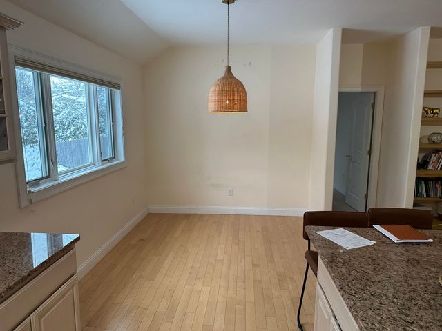 18 Kirby Road, South Burlington, VT 05403