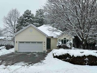 18 Kirby Road, South Burlington, VT 05403