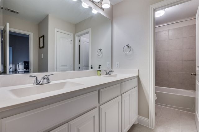 601 Pine Island Circle, Mansfield, TX 76063