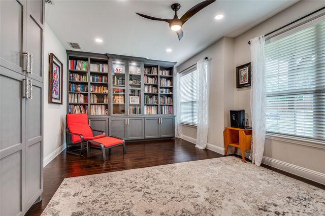 601 Pine Island Circle, Mansfield, TX 76063