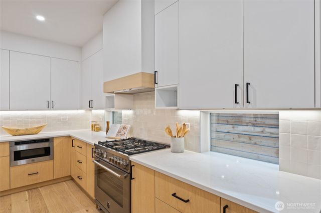 12426 NE 90th Street, Kirkland, WA 98033