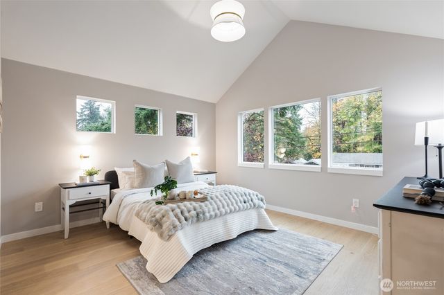 12426 NE 90th Street, Kirkland, WA 98033