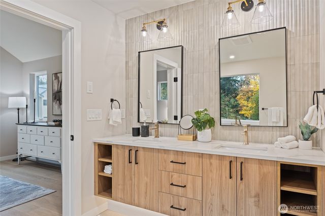 12426 NE 90th Street, Kirkland, WA 98033