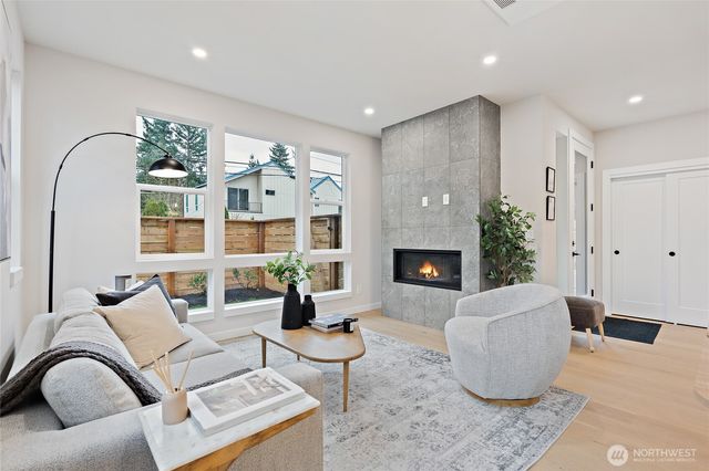 12426 NE 90th Street, Kirkland, WA 98033