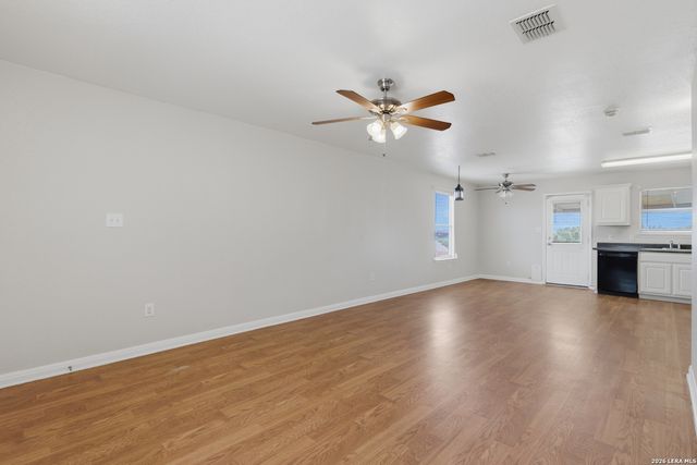 11223 MAGIC CYN, San Antonio, TX 78252