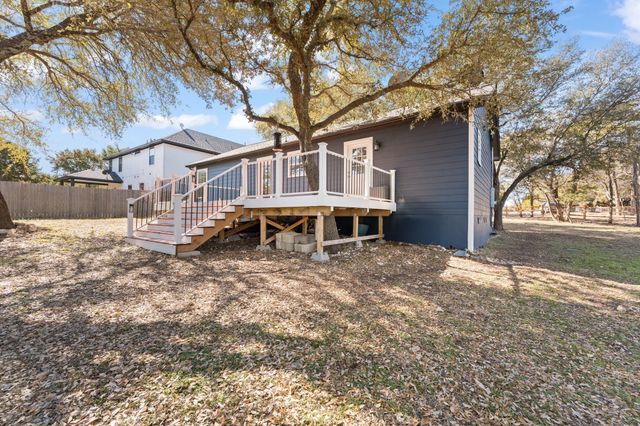 9401 Hilltop Street, Rio Vista, TX 76093