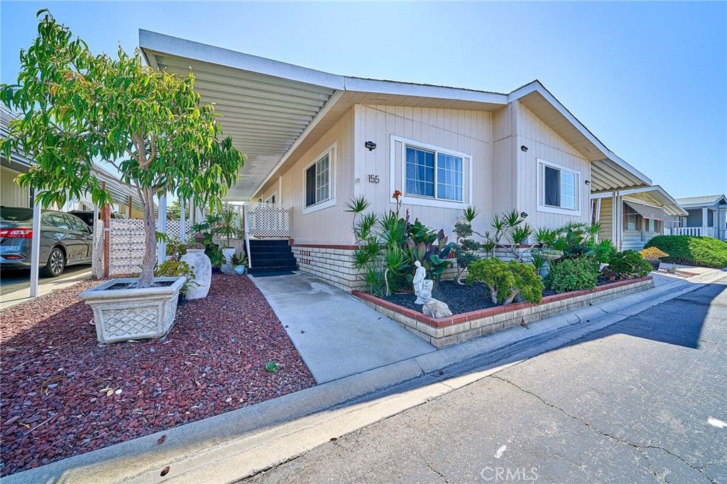 3595 Santa Fe 155, Long Beach, CA 90810 — exterior