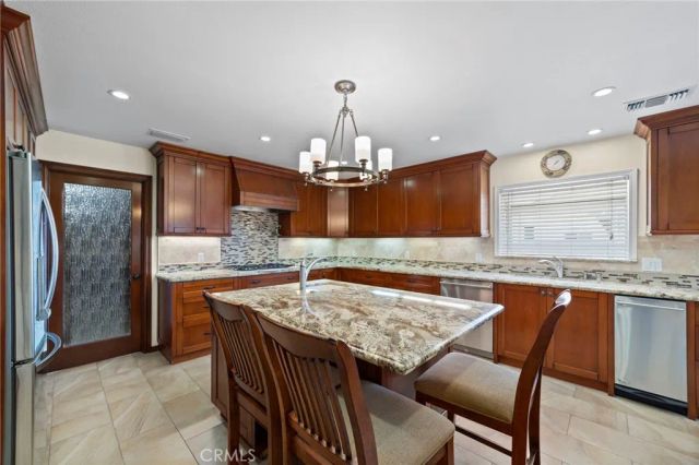 963 E Meda, Glendora, CA 91741