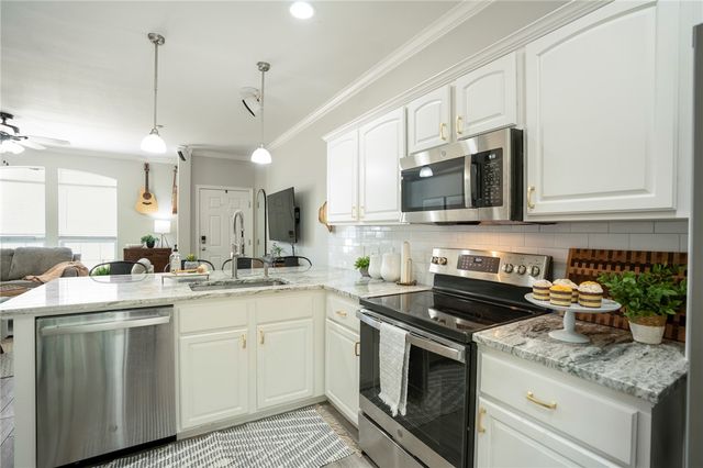 305 Holleman Drive E 1206, College Station, TX 77840