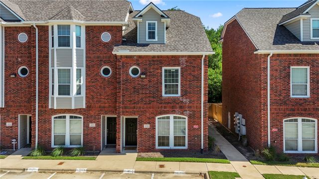 305 Holleman Drive E 1206, College Station, TX 77840