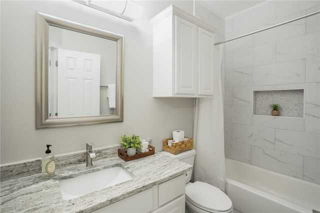 305 Holleman Drive E 1206, College Station, TX 77840