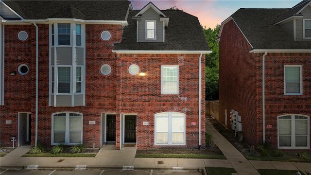 305 Holleman Drive E 1206, College Station, TX 77840